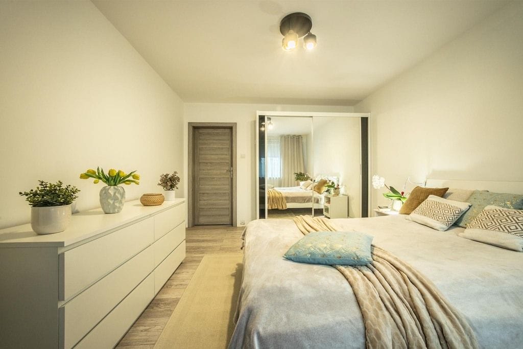 Mieszkanie 4 pokojowe na Sprzedaż