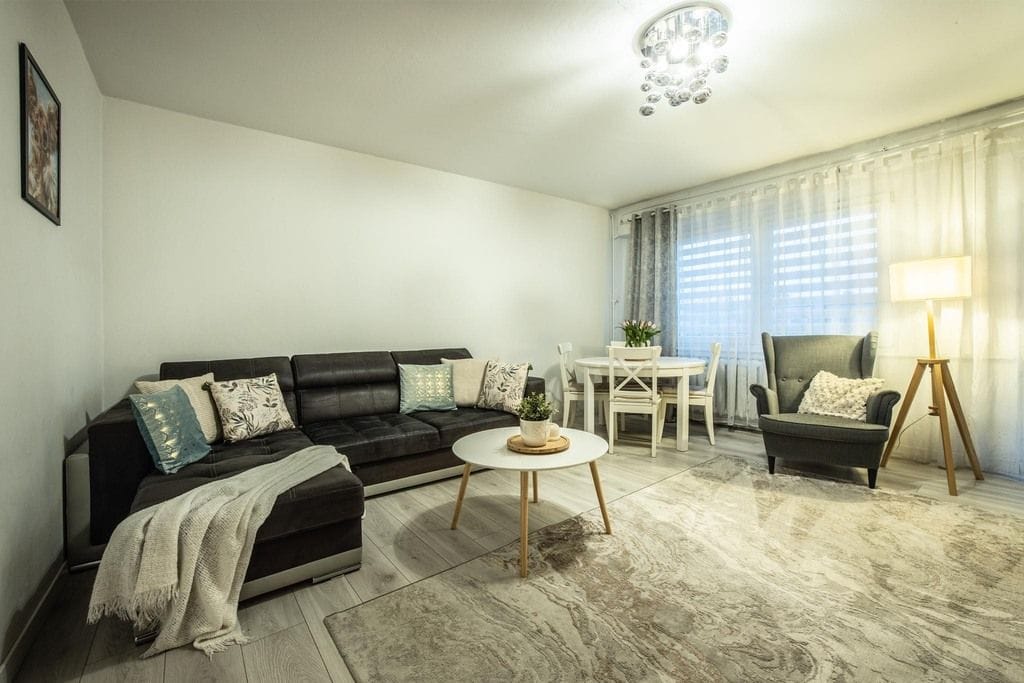 Mieszkanie 4 pokojowe na Sprzedaż