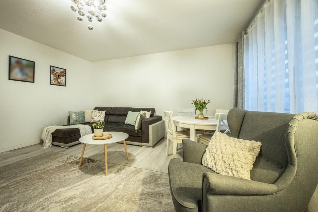 Mieszkanie 4 pokojowe na Sprzedaż