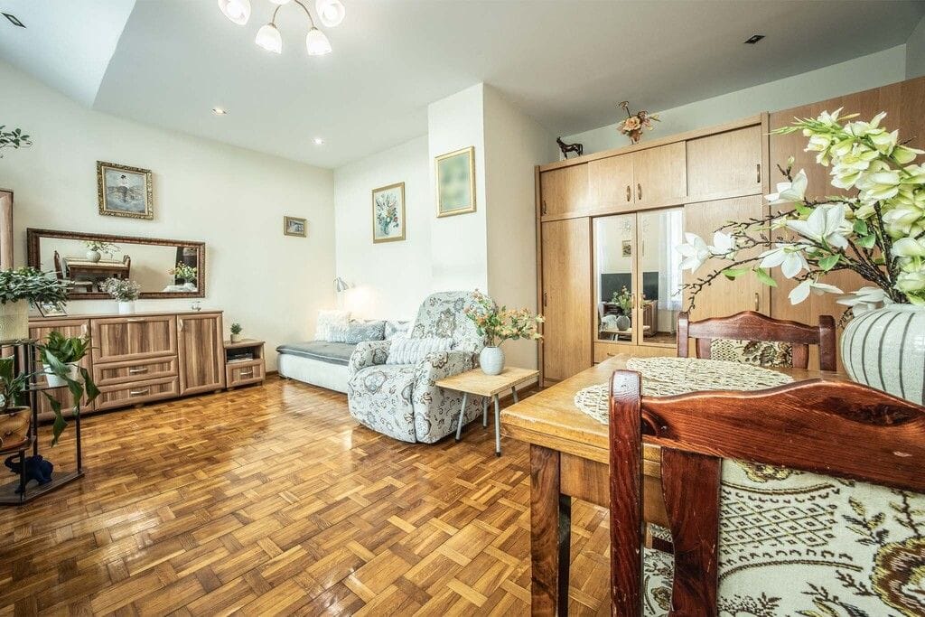 Mieszkanie 1 pokojowe na Sprzedaż