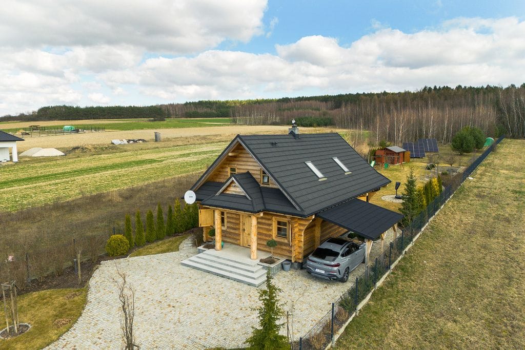 Dom 5 pokojowe na Sprzedaż