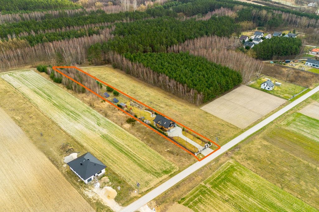 Dom 5 pokojowe na Sprzedaż