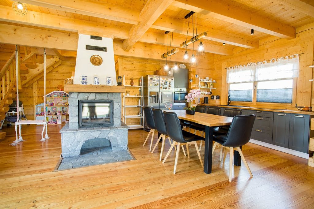 Dom 5 pokojowe na Sprzedaż