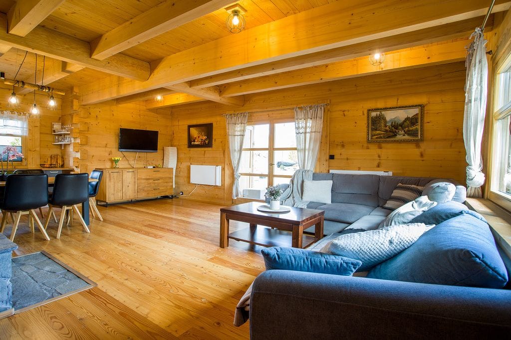 Dom 5 pokojowe na Sprzedaż