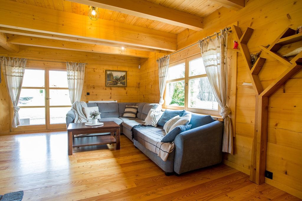 Dom 5 pokojowe na Sprzedaż