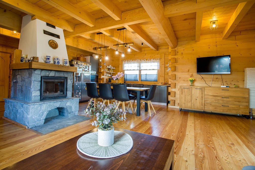 Dom 5 pokojowe na Sprzedaż