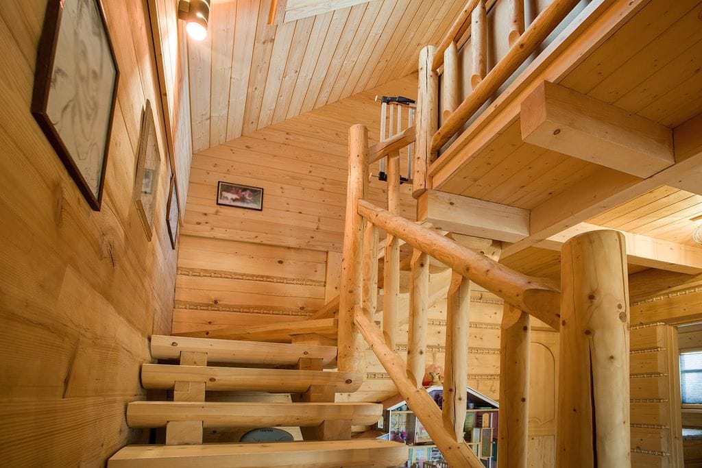 Dom 5 pokojowe na Sprzedaż