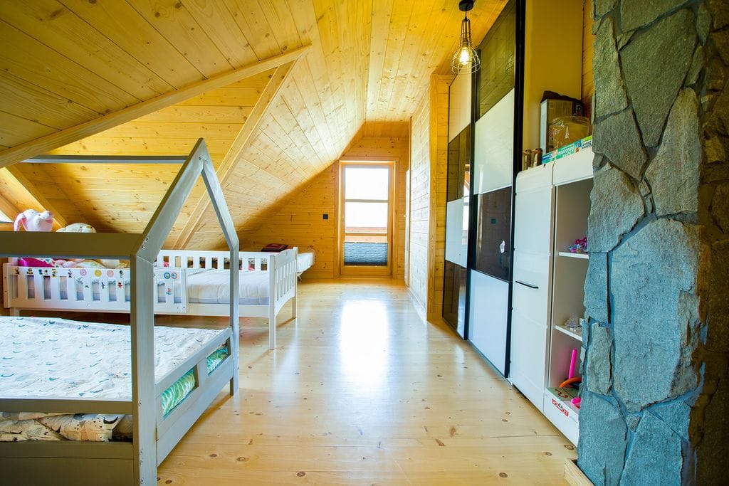 Dom 5 pokojowe na Sprzedaż