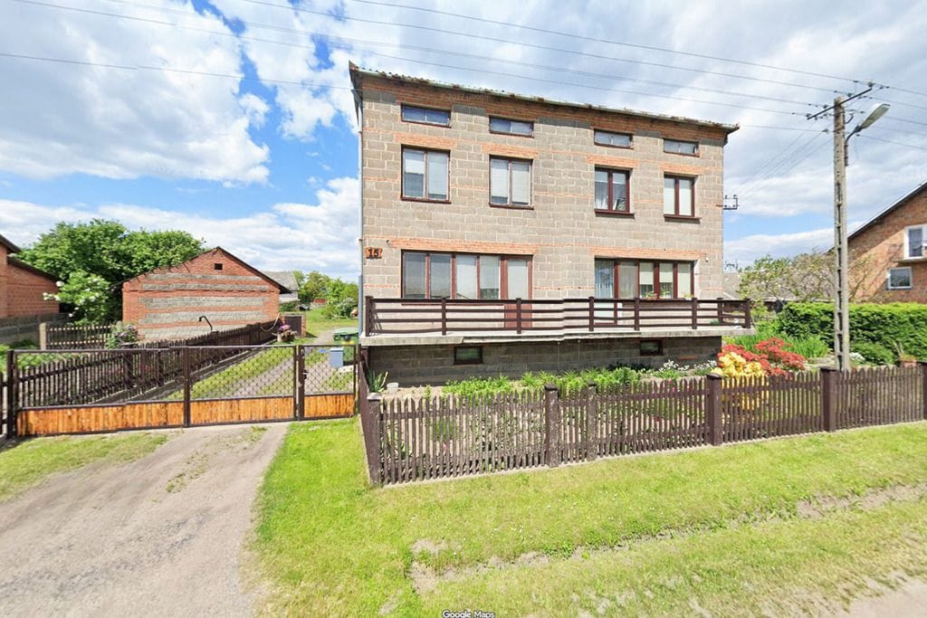 Dom 8 pokojowe na Sprzedaż