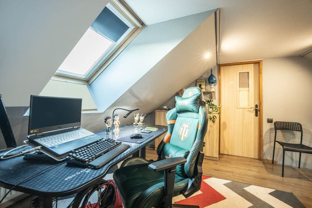 Dom 5 pokojowe na Sprzedaż