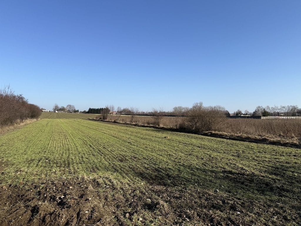 Działka  pokojowe na Sprzedaż