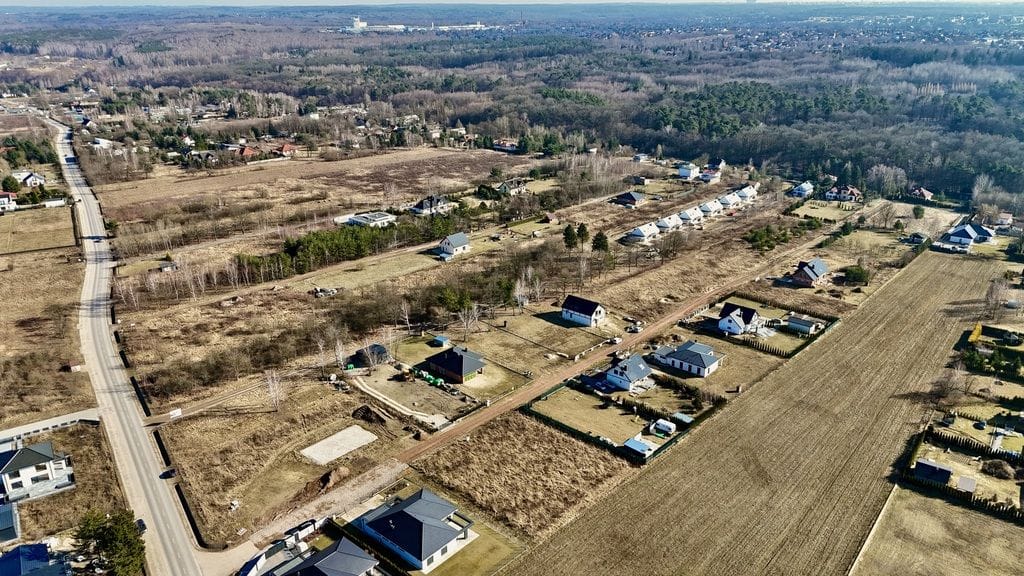 Działka  pokojowe na Sprzedaż