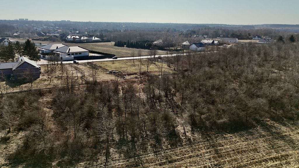 Działka  pokojowe na Sprzedaż