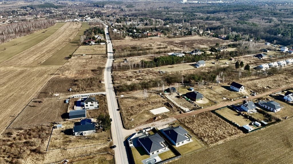 Działka  pokojowe na Sprzedaż