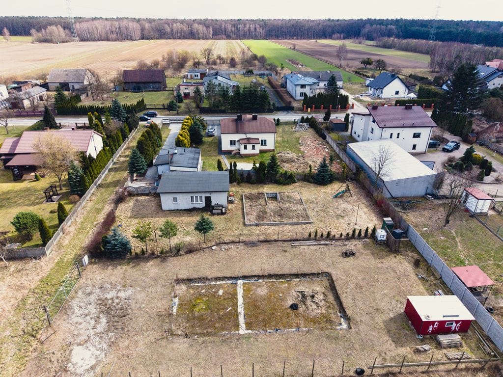 Działka  pokojowe na Sprzedaż