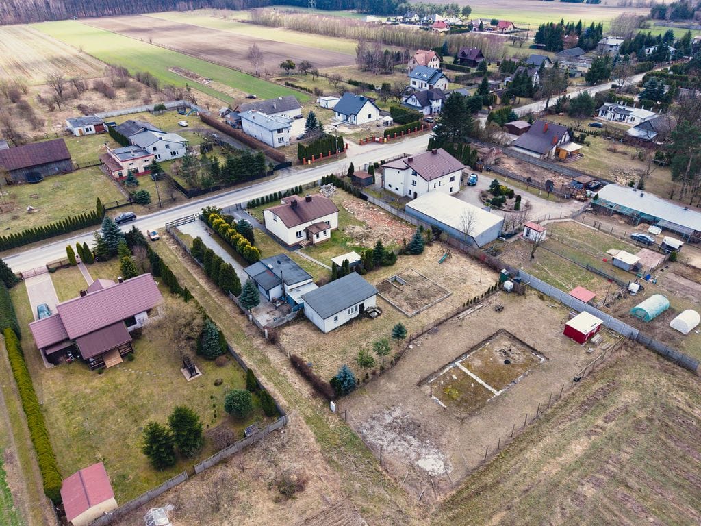 Działka  pokojowe na Sprzedaż