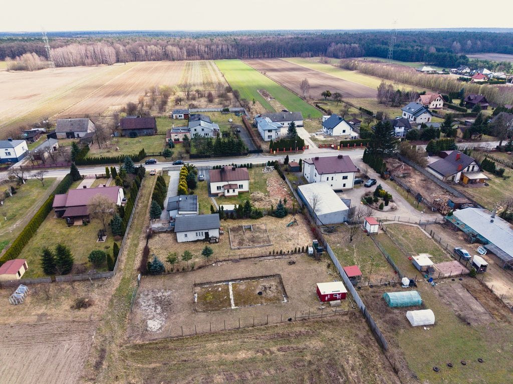 Działka  pokojowe na Sprzedaż