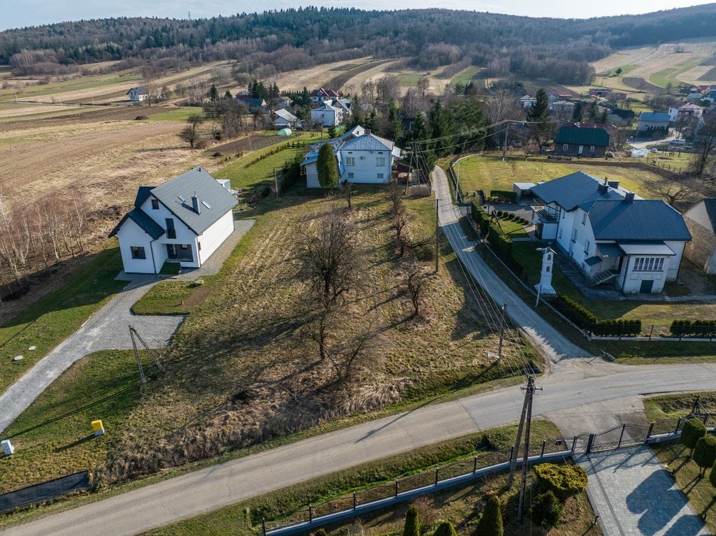 Działka  pokojowe na Sprzedaż