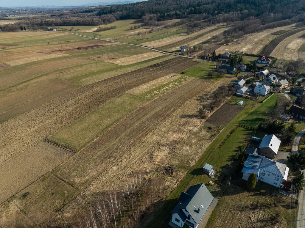 Działka  pokojowe na Sprzedaż