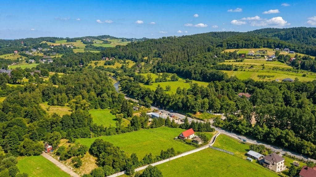 Działka  pokojowe na Sprzedaż