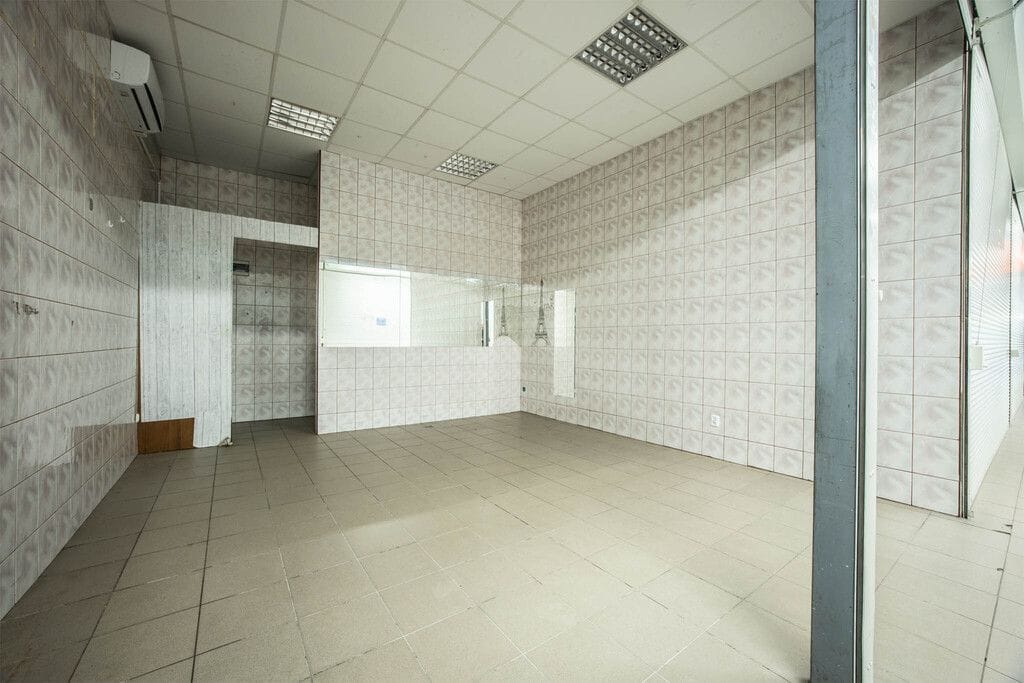 Lokal użytkowy  pokojowe na Sprzedaż