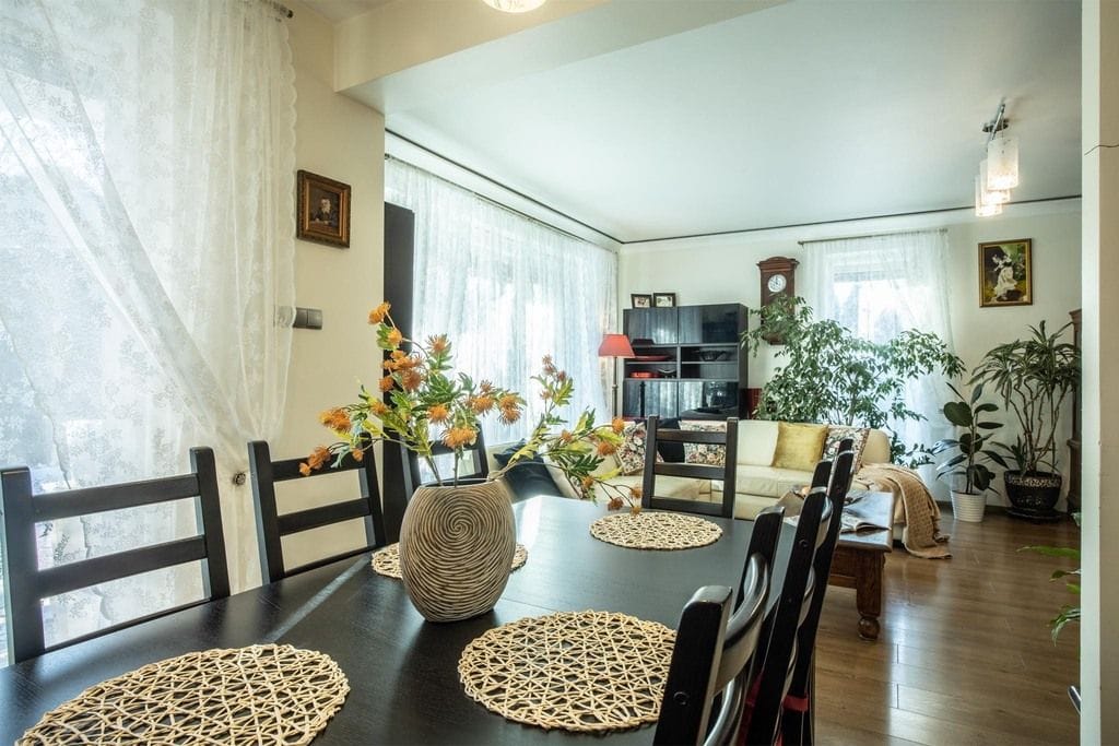 Mieszkanie 3 pokojowe na Sprzedaż