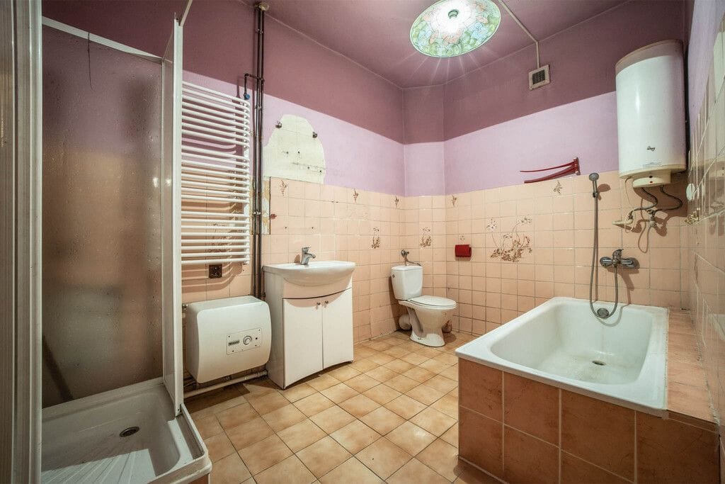 Dom 6 pokojowe na Sprzedaż