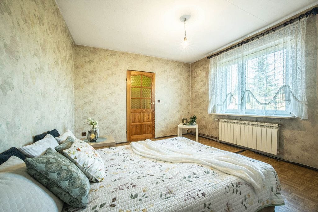Dom 6 pokojowe na Sprzedaż