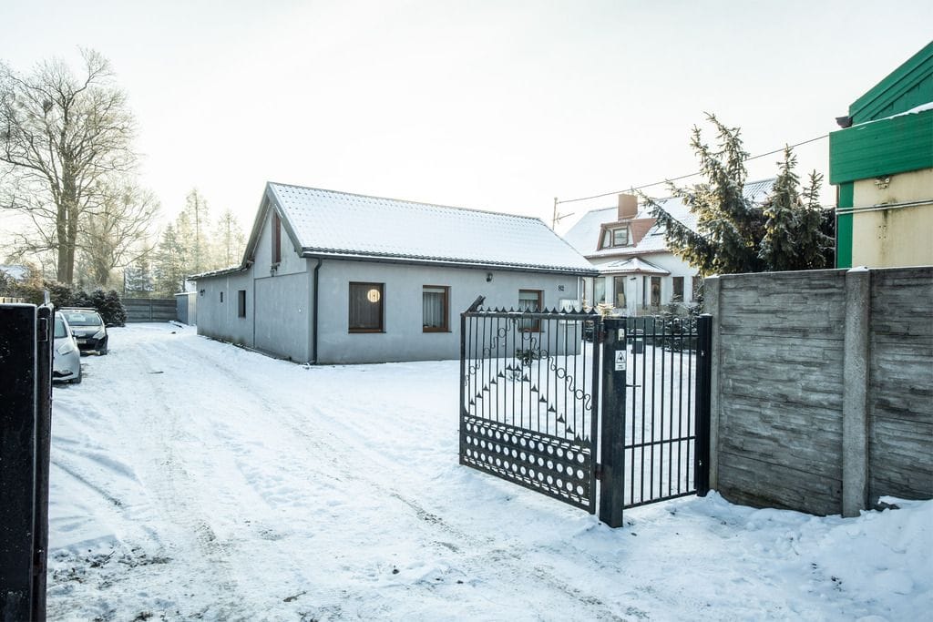 Dom 3 pokojowe na Sprzedaż