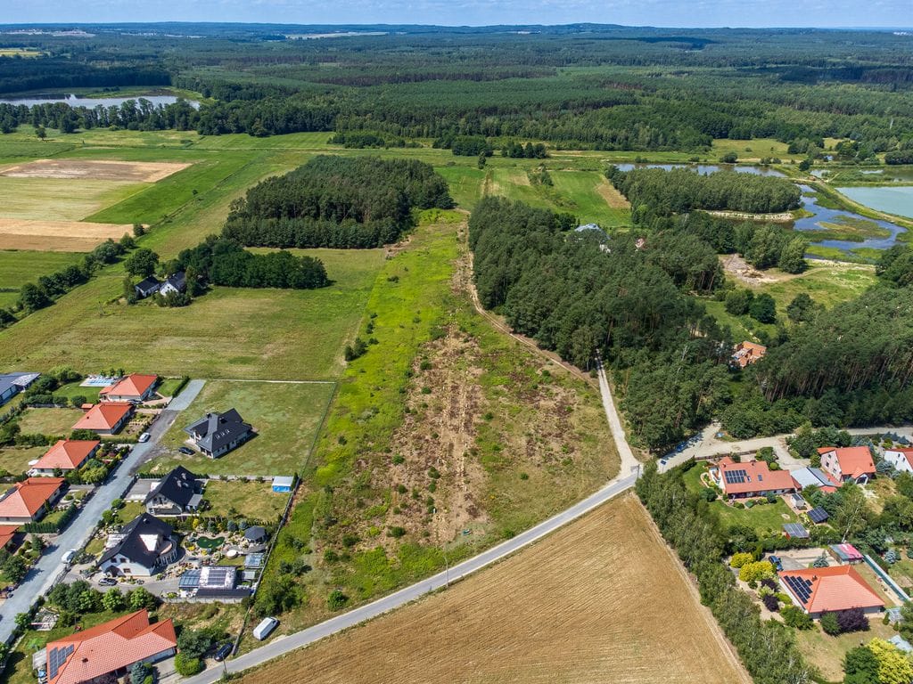 Działka  pokojowe na Sprzedaż