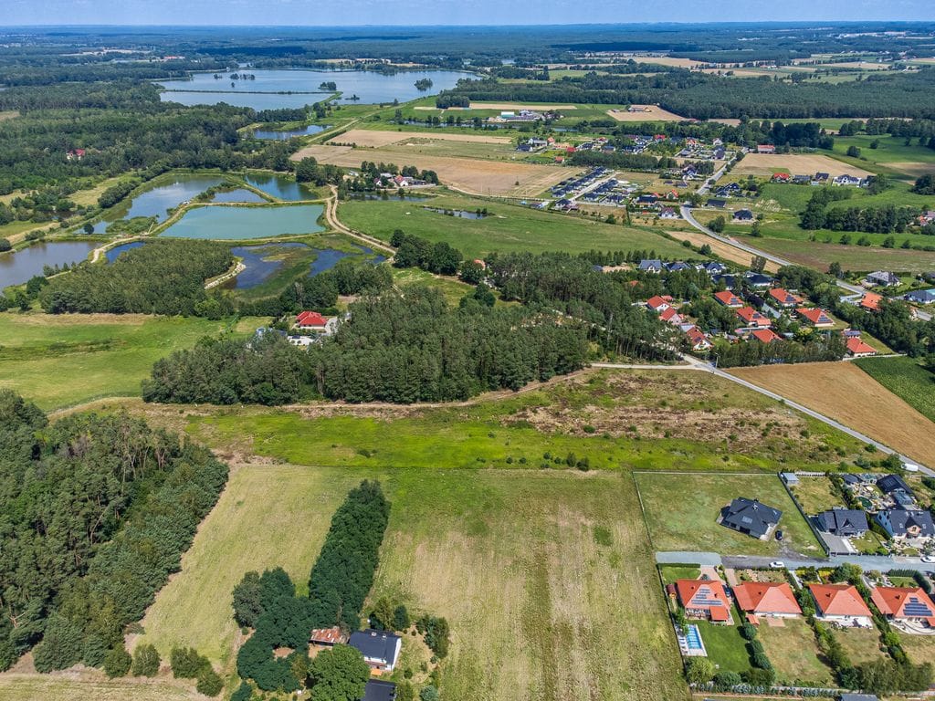 Działka  pokojowe na Sprzedaż