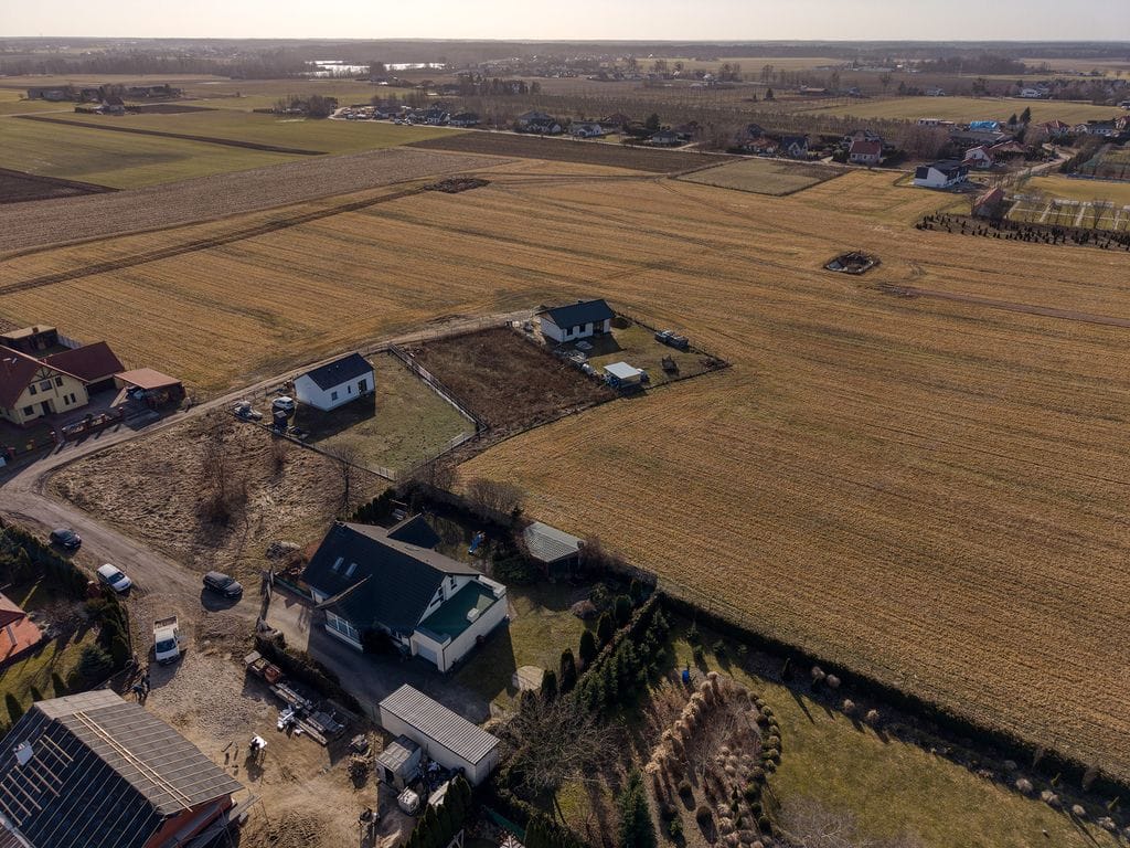 Działka  pokojowe na Sprzedaż