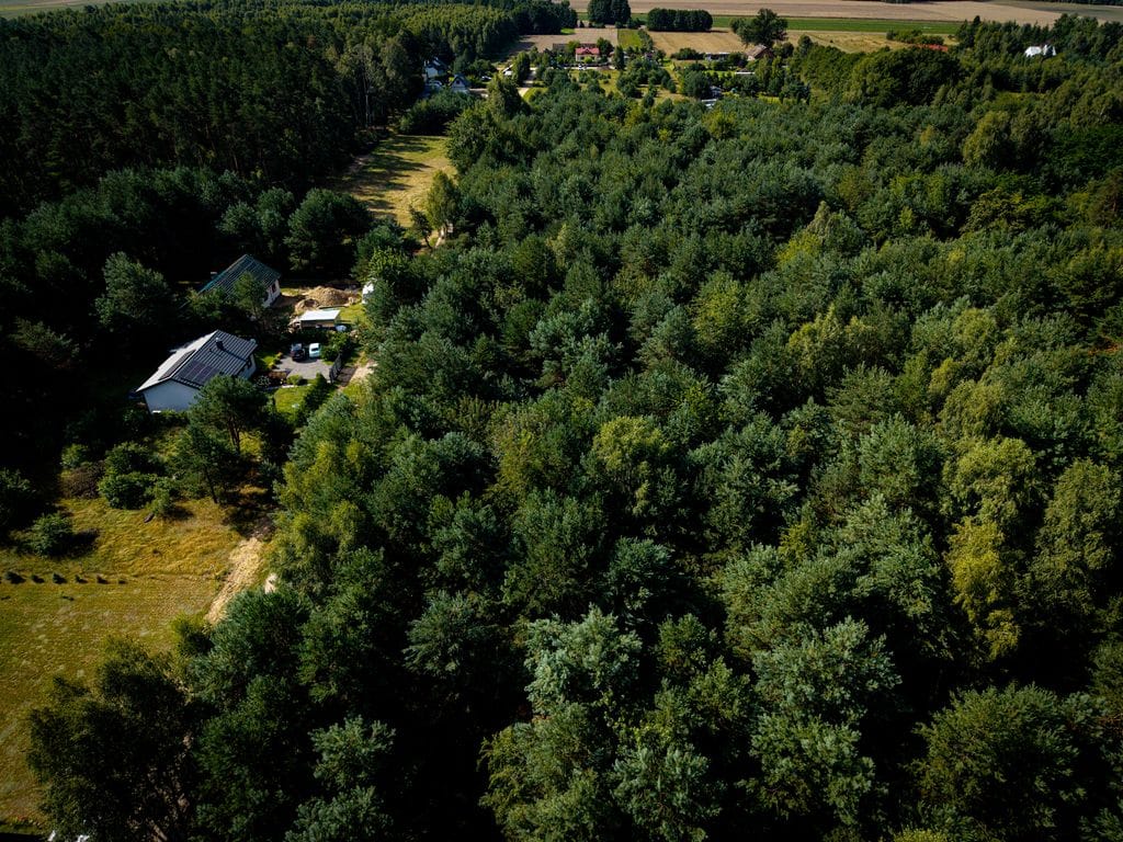 Działka  pokojowe na Sprzedaż
