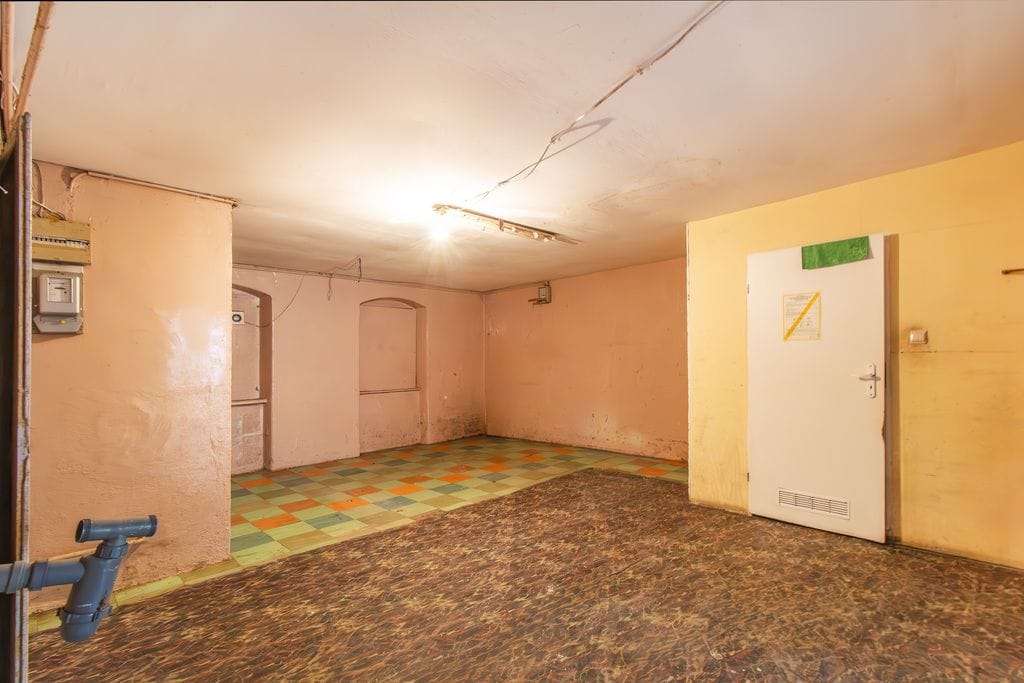 Lokal użytkowy  pokojowe na Sprzedaż