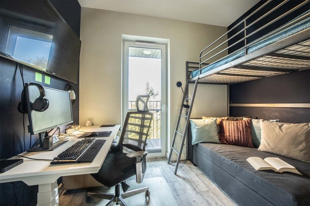 Dom 4 pokojowe na Sprzedaż