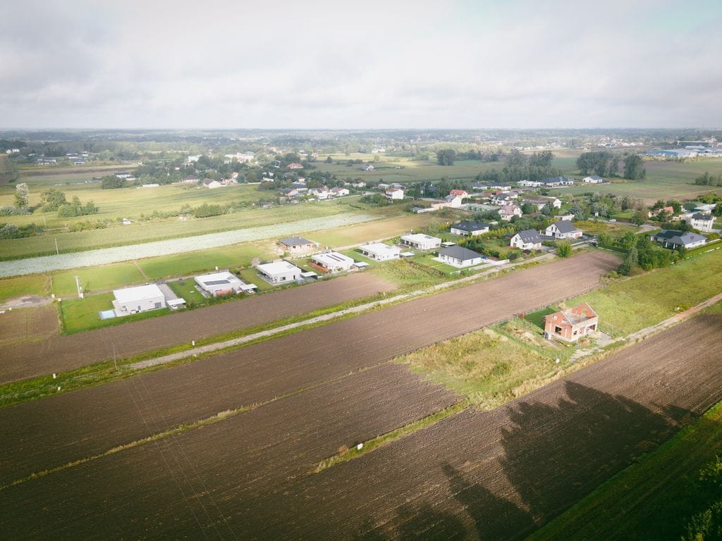 Działka  pokojowe na Sprzedaż
