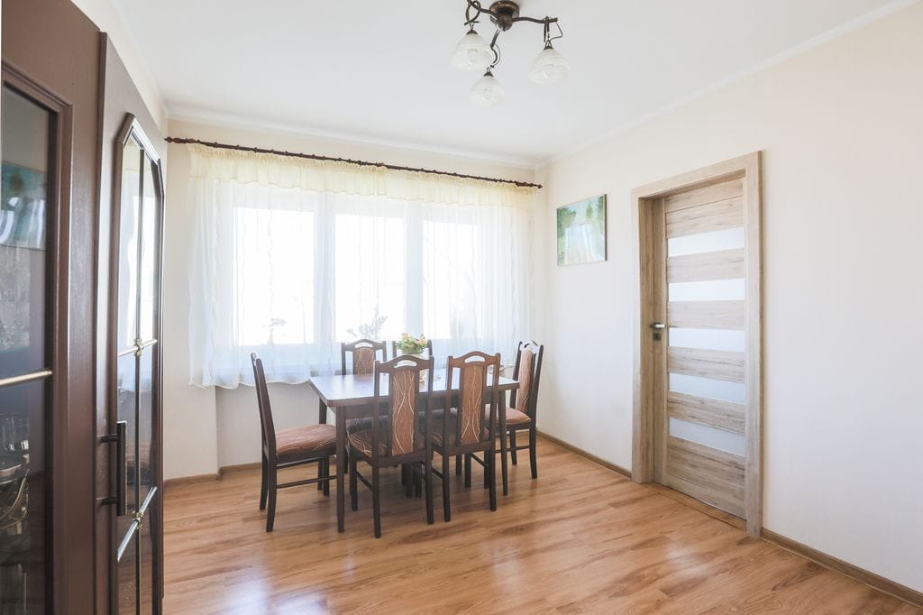 Mieszkanie 4 pokojowe na Sprzedaż