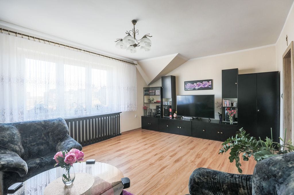 Mieszkanie 4 pokojowe na Sprzedaż