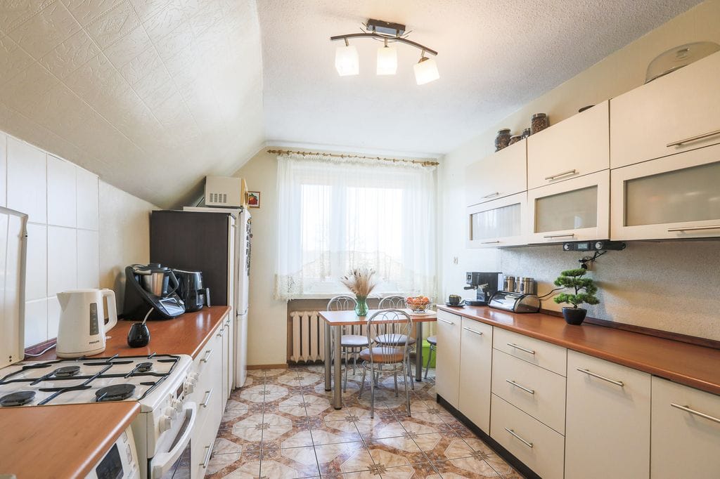 Mieszkanie 4 pokojowe na Sprzedaż