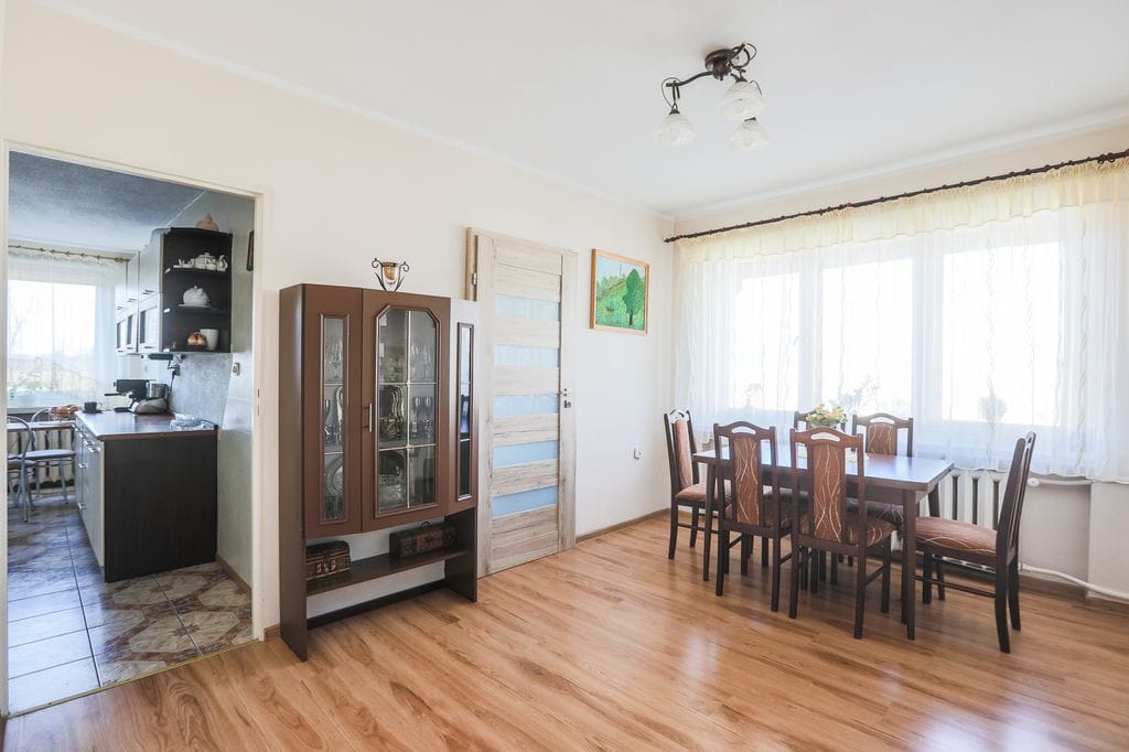 Mieszkanie 4 pokojowe na Sprzedaż