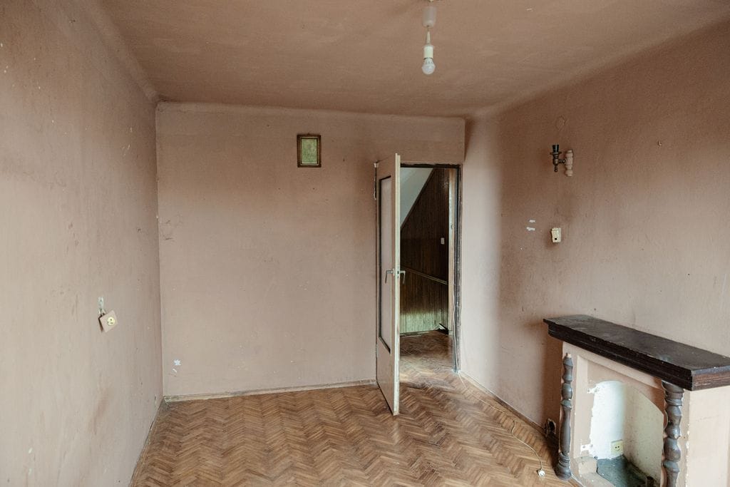 Dom 5 pokojowe na Sprzedaż