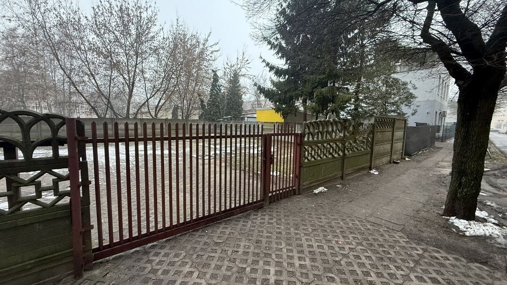 Działka  pokojowe na Sprzedaż