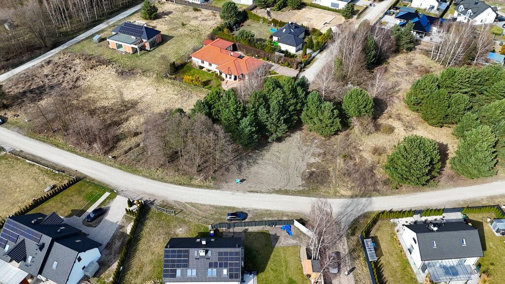 Działka  pokojowe na Sprzedaż