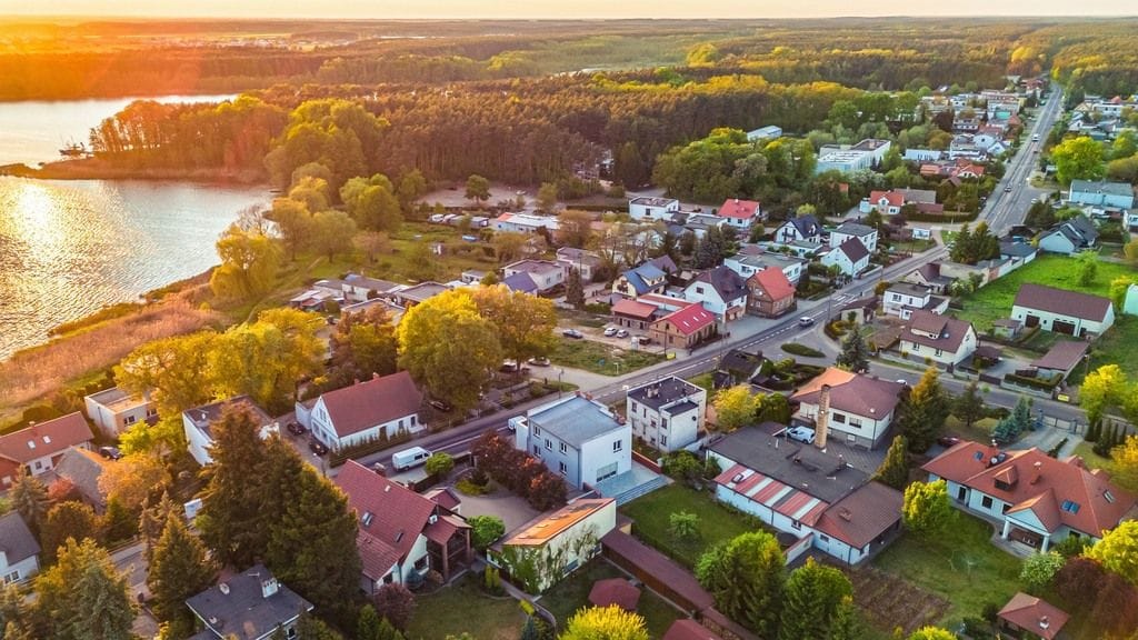 Dom 4 pokojowe na Sprzedaż