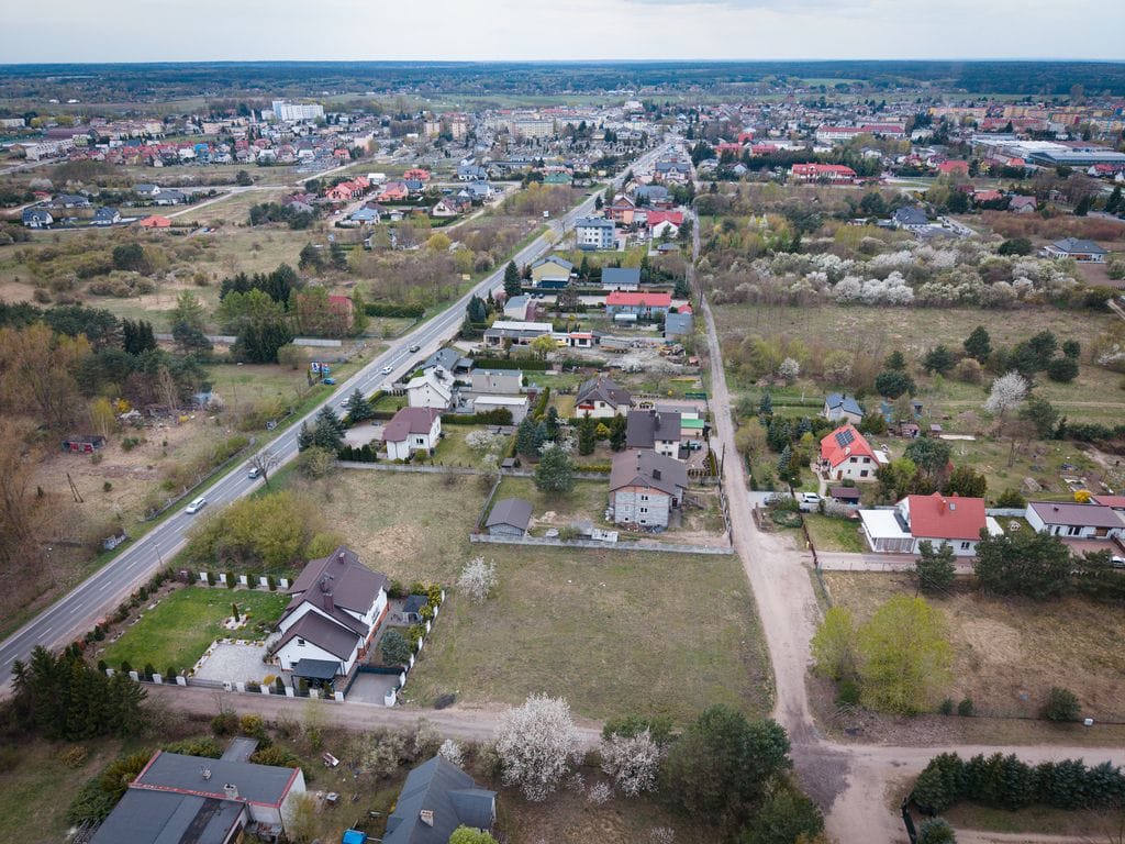 Działka  pokojowe na Sprzedaż