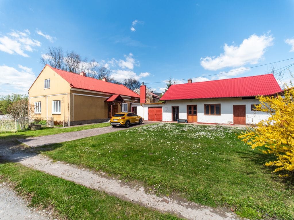 Dom 4 pokojowe na Sprzedaż