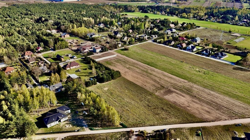 Działka  pokojowe na Sprzedaż