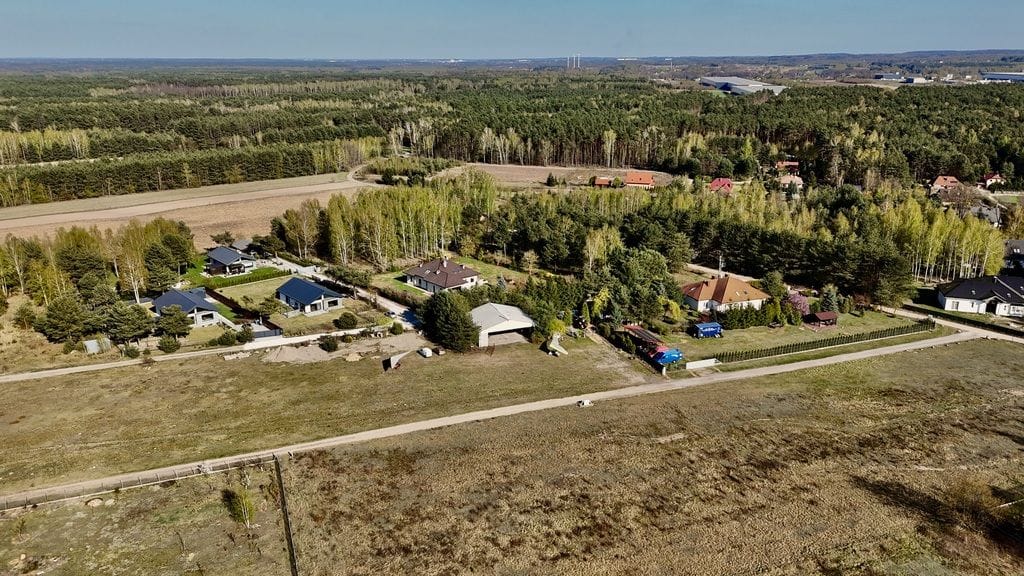 Działka  pokojowe na Sprzedaż