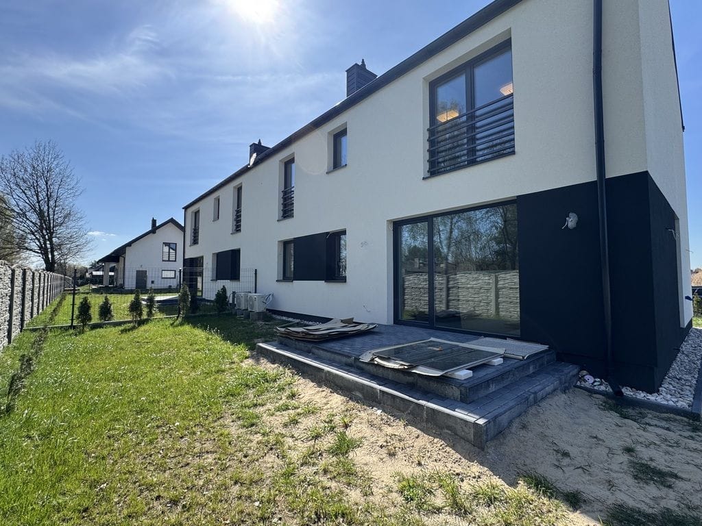 Dom 5 pokojowe na Sprzedaż