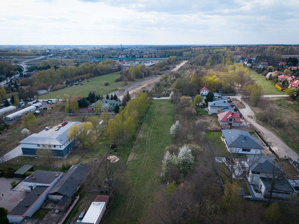 Działka  pokojowe na Sprzedaż